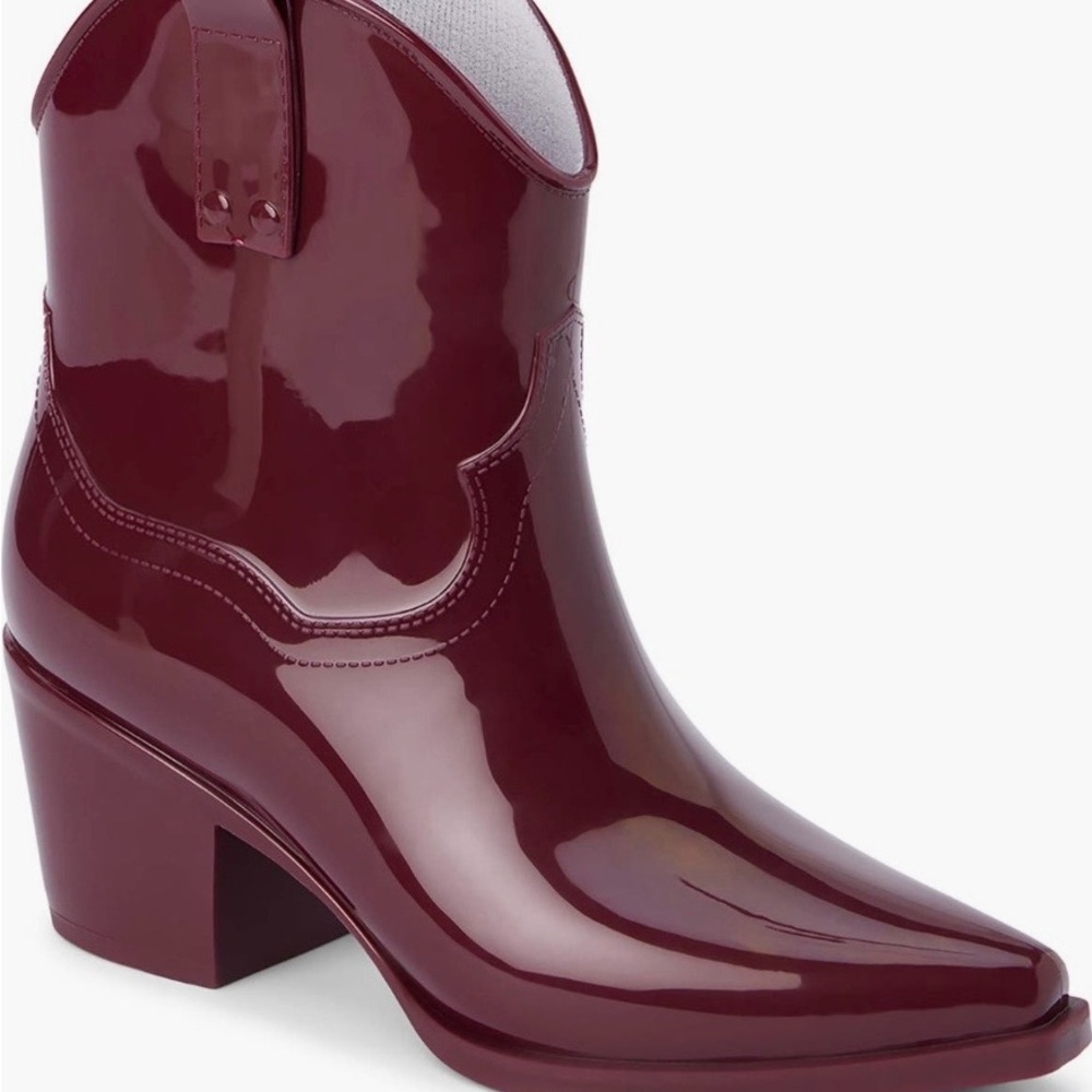 Beach by Matisse Oakley Western Booties Maroon Glossy Patent NWT - Picture 7 of 7